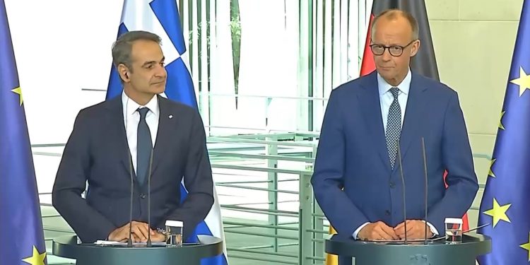 Μητσοτάκης από Βερολίνο: Νέο κεφάλαιο στις ελληνογερμανικές σχέσεις