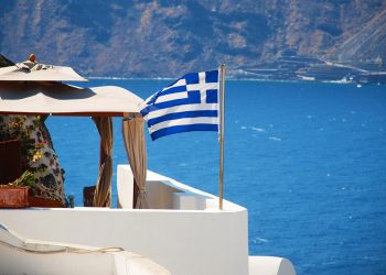 Ρεκόρ εσόδων και επισκεψιμότητας στον ελληνικό τουρισμό το 2024