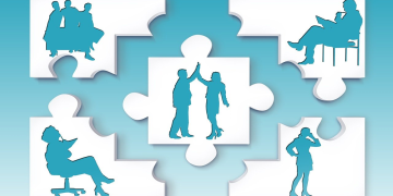 Πέρα από τα πτυχία: Οι 3 δεξιότητες που ορίζουν τον επαγγελματία του αύριο