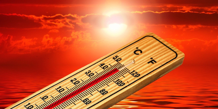 Καύσωνας διαρκείας με θερμοκρασίες έως 42°C – Σε επιφυλακή η χώρα