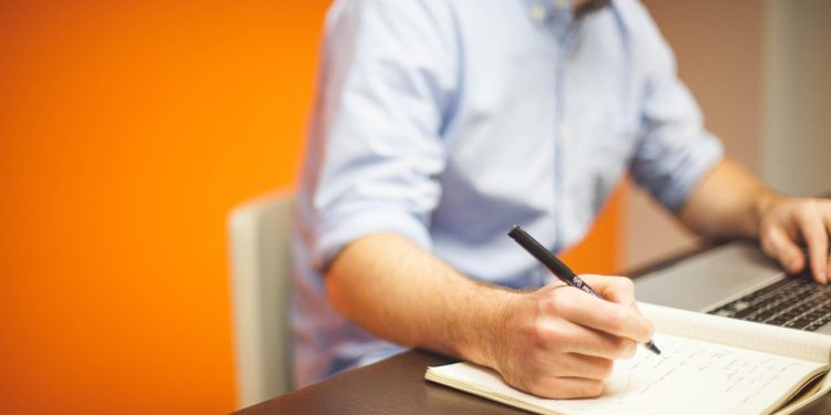 Νέα εποχή στη Δημόσια Διοίκηση: Σε ισχύ από σήμερα το “Ψηφιακό Πειθαρχικό” [ν. 5225/2025]