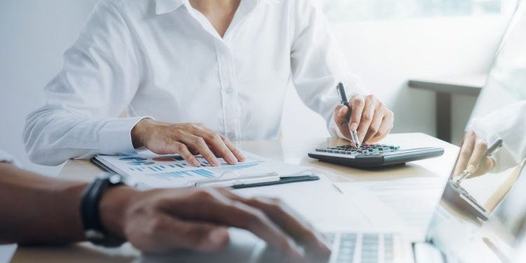 Φορολογικές Δηλώσεις 2026: Το “φορολογικό διαζύγιο” & οι παγίδες των τεκμηρίων