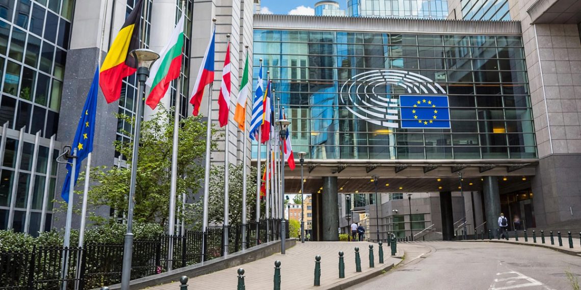Κομισόν για το Κράτος Δικαίου: Η Ελλάδα στις 13 καλύτερες επιδόσεις της ΕΕ