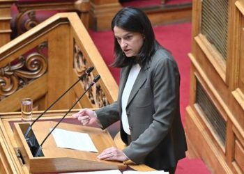 Κατάργηση περικοπών συντάξεων χηρείας 2026 – Τι αλλάζει με τον νόμο Κεραμέως